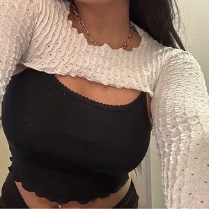White/cream shrug